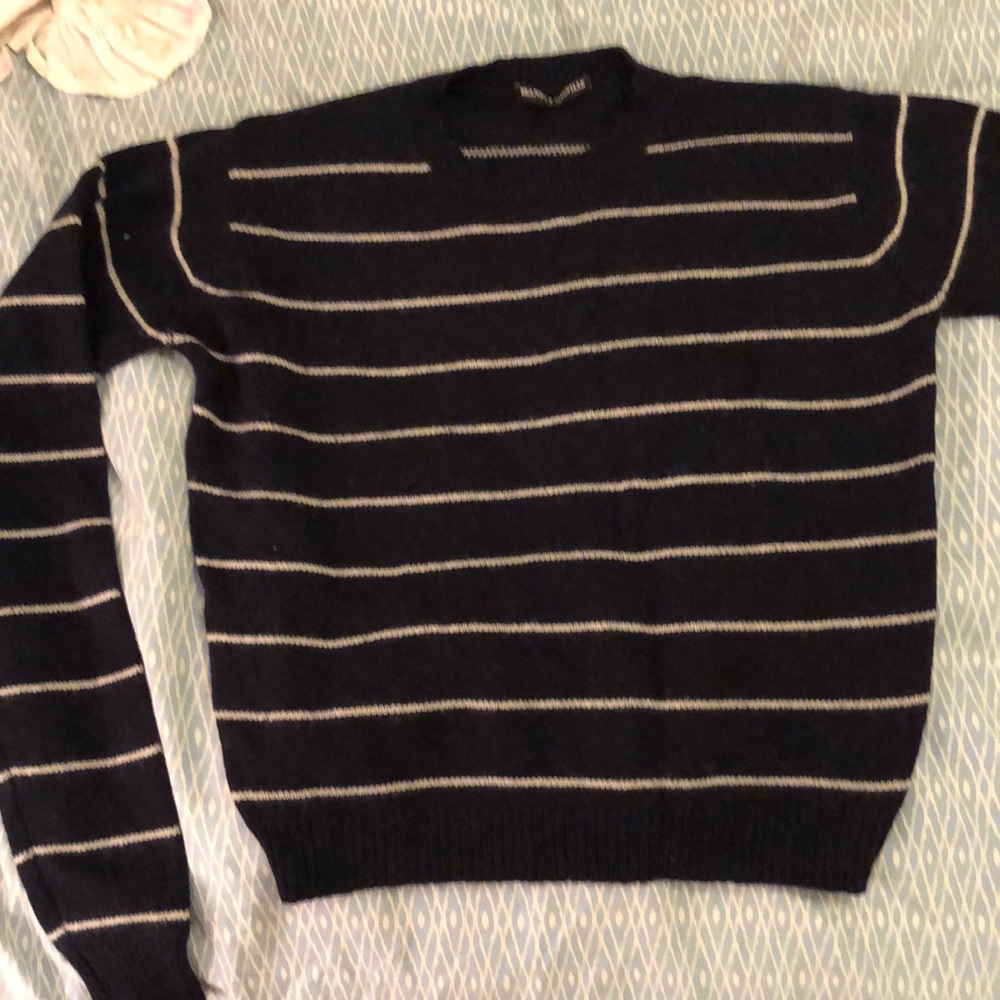 Brandy Melville striped sweater cropped fit